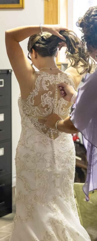 Wedding Dress - photo 3