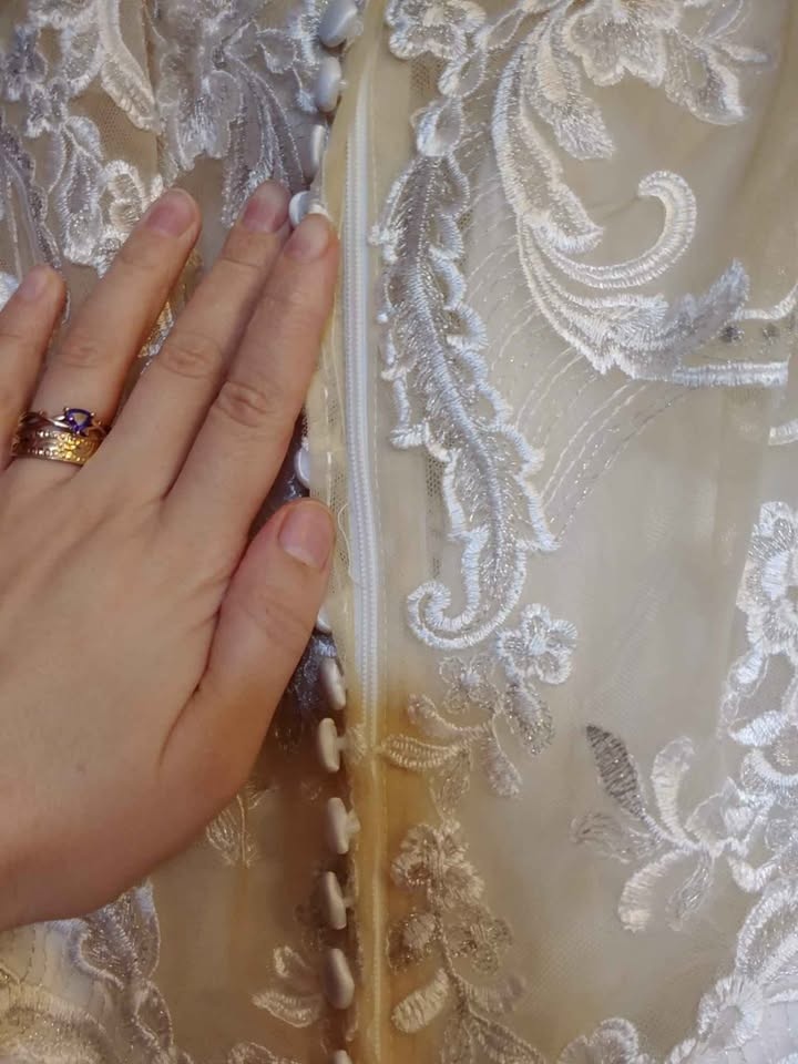 Wedding Dress - photo 5