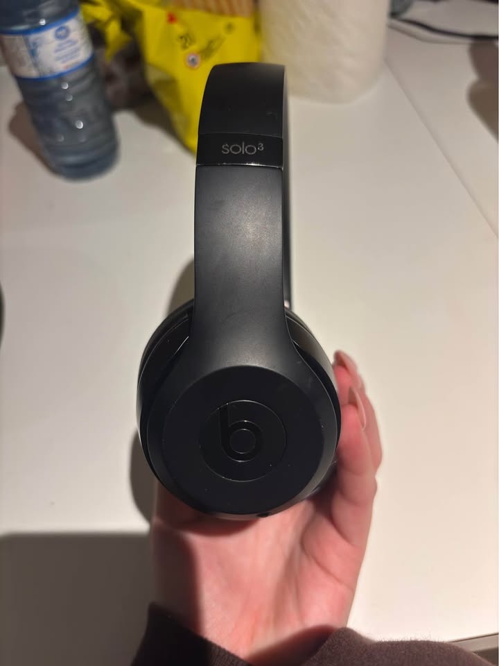 Beats by Dre Solo 3 Wireless Headphones - photo 4