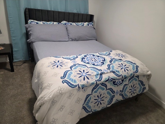 Fully furnished room to rent