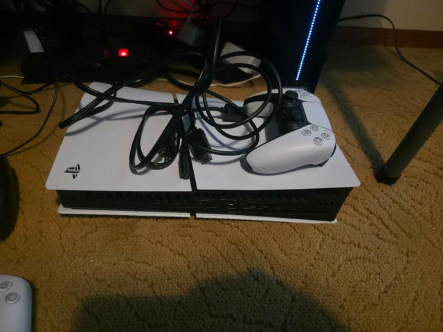PS5 Slim All Digital Edition - photo 4