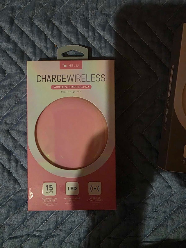 (New) Helix Wireless Chargers 15w - photo 2