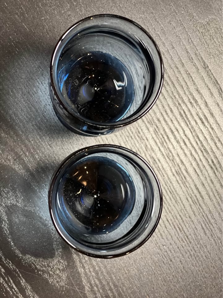 Vintage Pfaltzgraff Yorktowne 8oz Blue Glass Goblets Set of 4 - photo 4