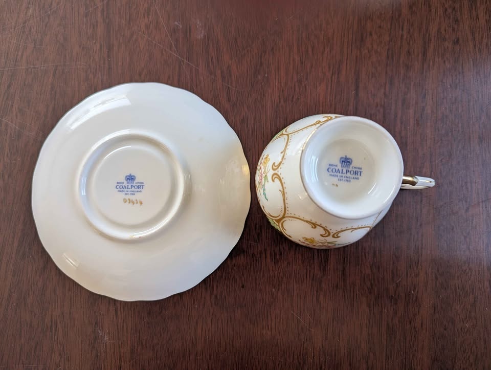 Vintage Coalport Demitasse Cup and Saucer Set - photo 3