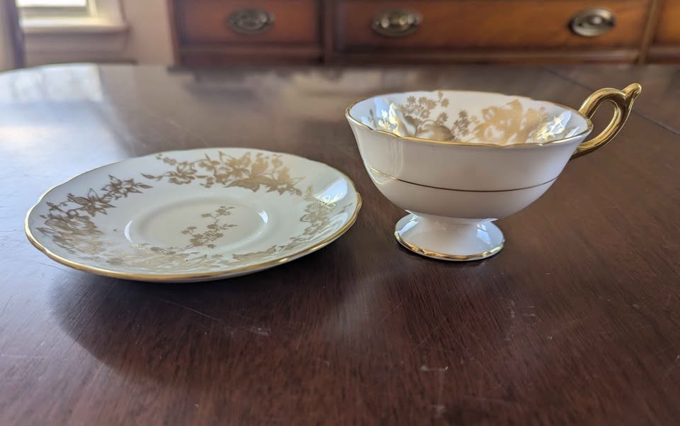 Vintage Coalport Golden Iris Bone China Teacup and Saucer - photo 2