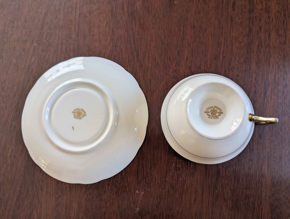 Vintage Coalport Golden Iris Bone China Teacup and Saucer - photo 4