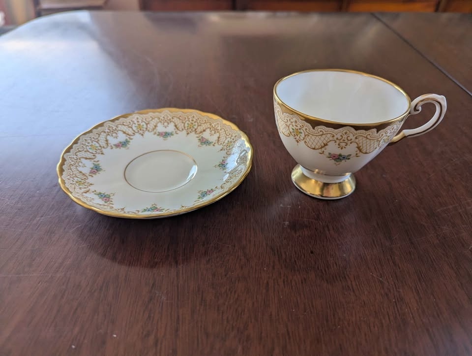 Vintage Coalport Teacup & Saucer Set - photo 2