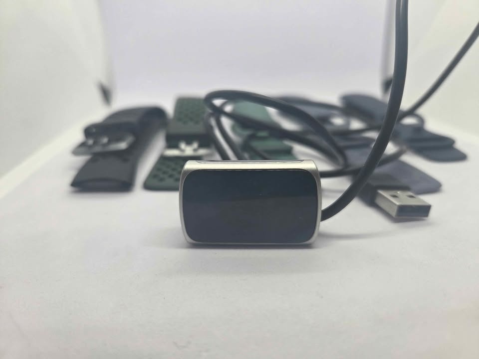Fitbit Charge Fitness Tracker with Bands and Charger - photo 3