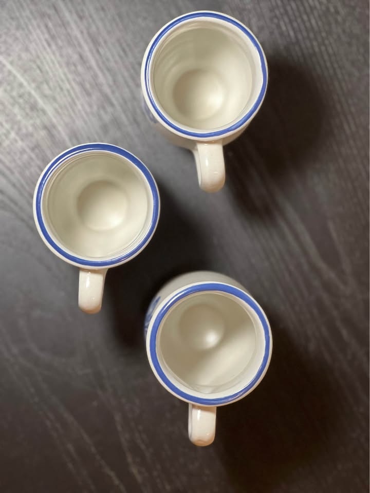 Pfaltzgraff Yorktowne Pedestal Coffee Mugs (Set of 3) - photo 4
