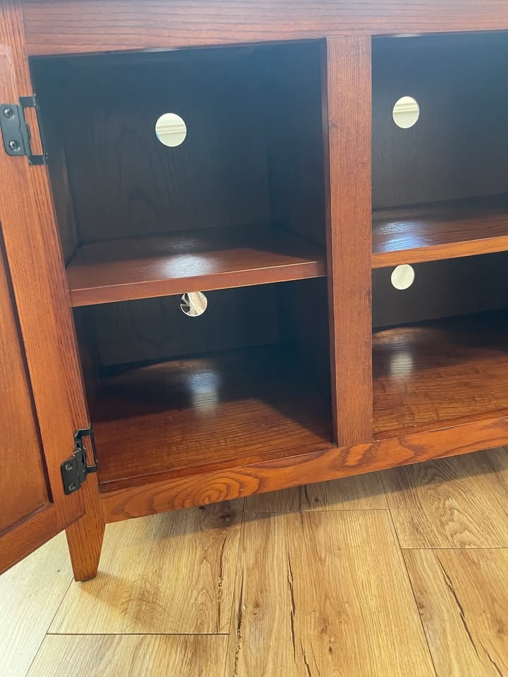 Mission Style Solid Wood Entertainment Centre - photo 4
