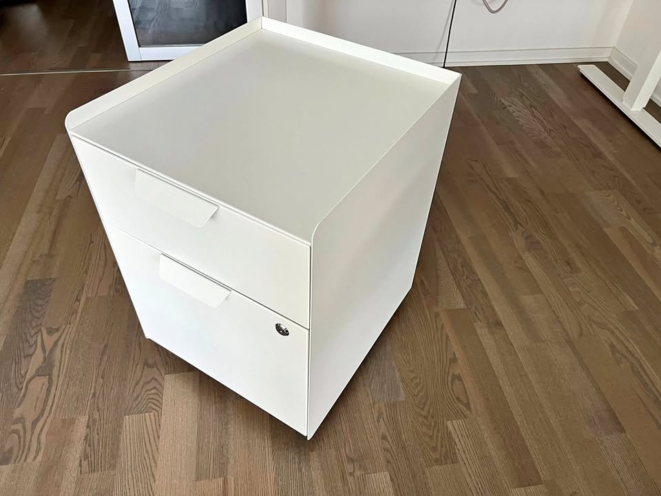 IKEA TROTTEN Drawer Unit on Casters – White, Like New