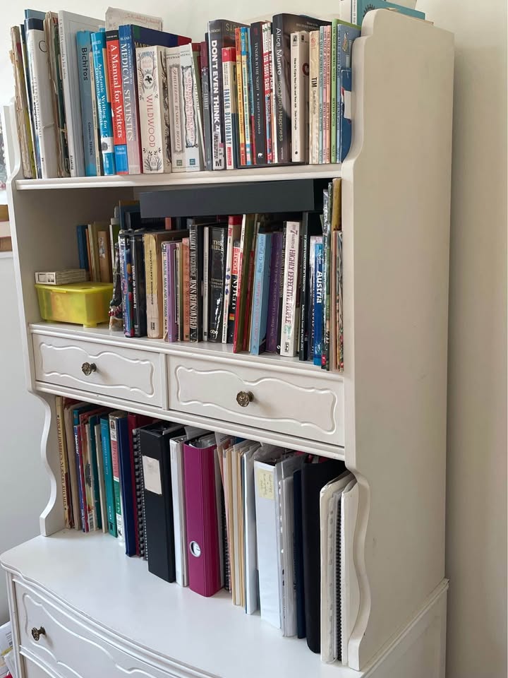 Solid wood bookshelf with drawers - photo 3