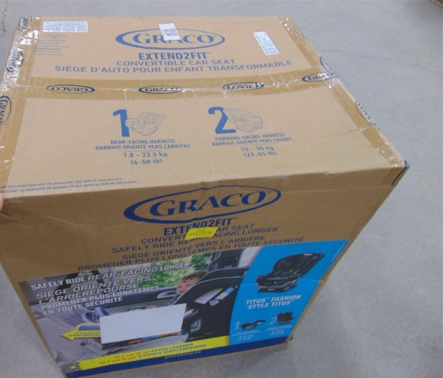 Graco Extend2Fit Car Seat NEW - photo 2