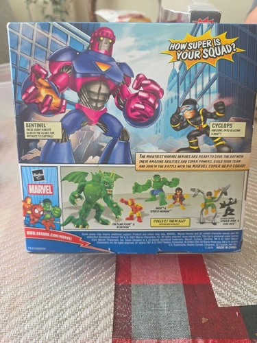 Marvel's Super Hero Squad (Cyclops & Sentinel) - photo 3