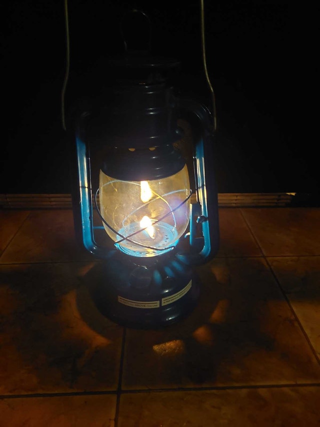 Vintage Style Kerosene Lantern / Lamp - photo 2