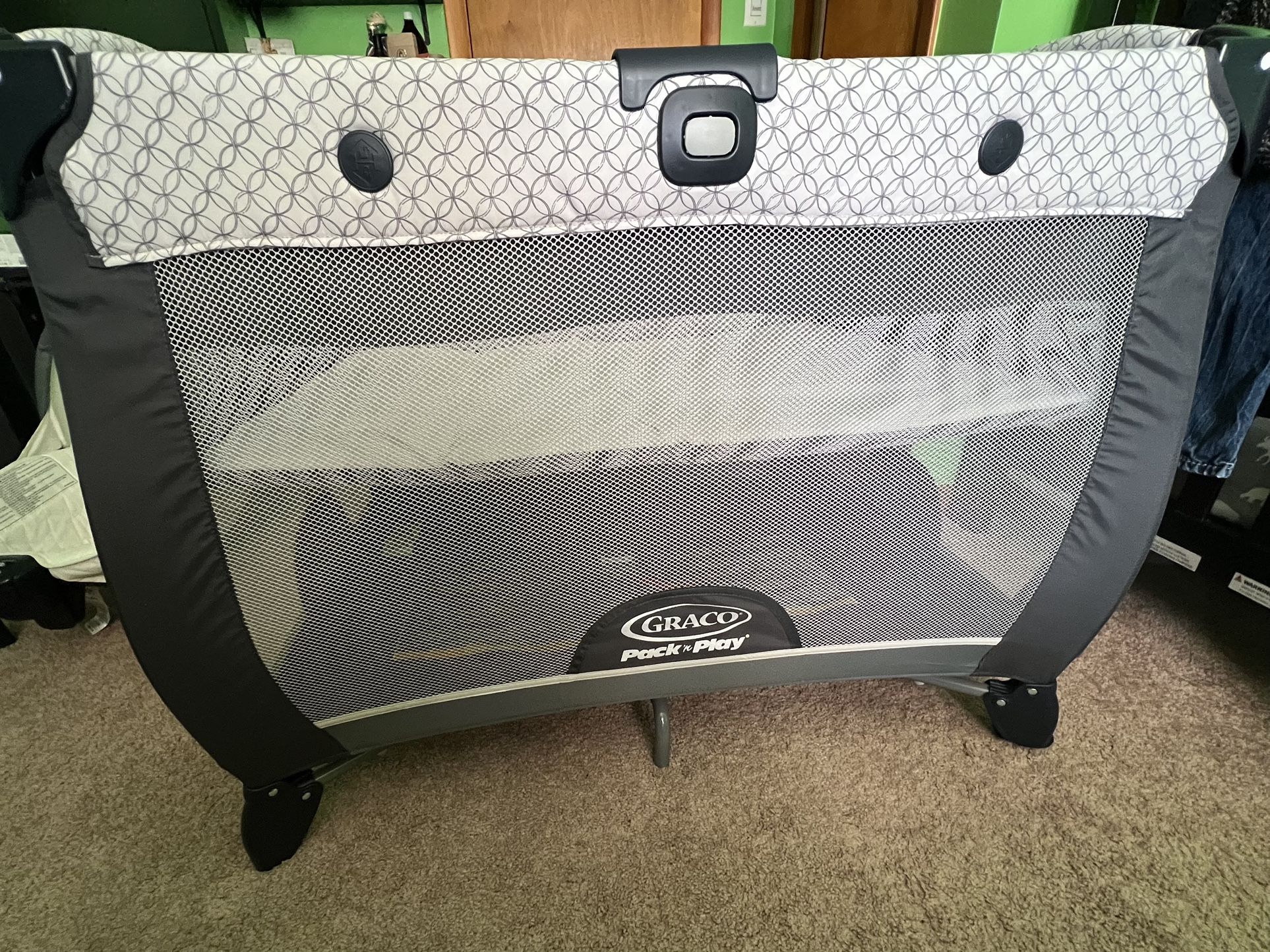 Graco Pack'n Play with Portable Bouncer and Changer - photo 4