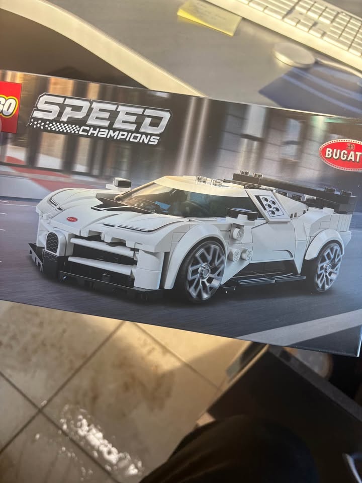 LEGO Speed Champions Bundle – Bugatti & Porsche (Sets 77240 & 77 - photo 2