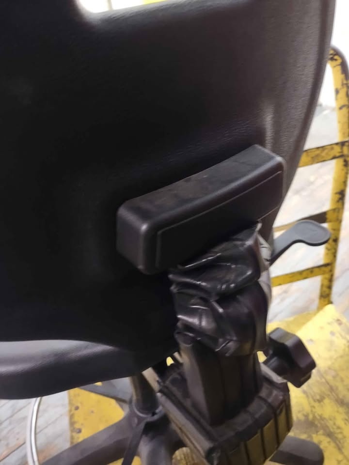 Global Industrial Black 5-Way Adjustable Ergonomic Stool - photo 4