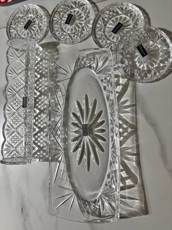 Serving trays- 4 Small Glass Coaster