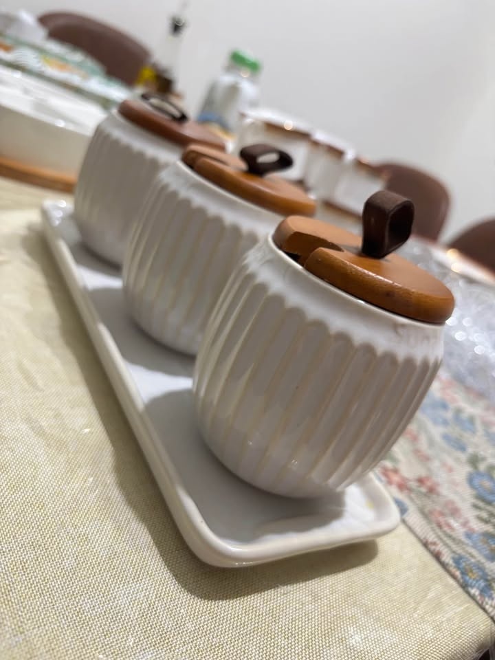 Ceramic Spice Jars – Set of 3 on Tray - photo 2