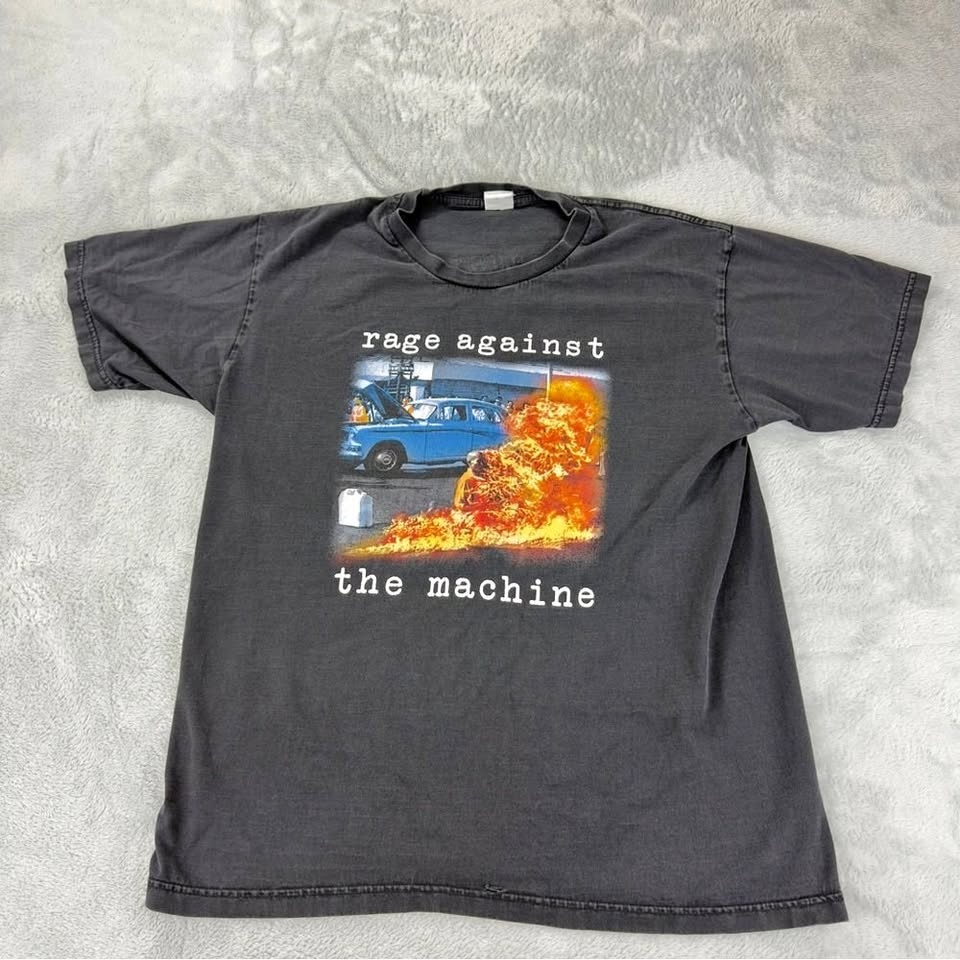 Vintage Rage Against the Machine Men's Size Large Fits Smaller B