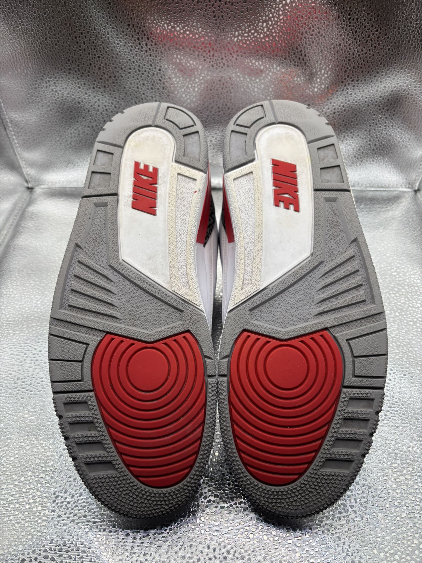 Air Jordan 3 Fire Red 2022 - photo 3