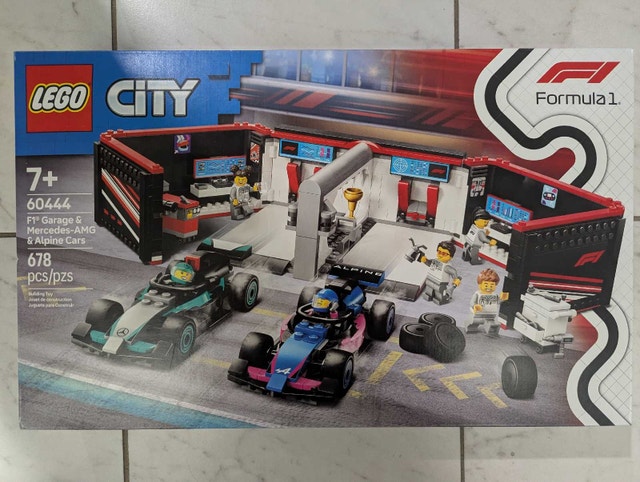 LEGO City 60444 F1 Garage & Mercedes AMG & Alpine Cars