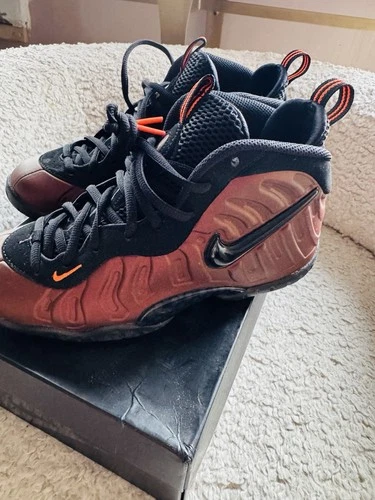 Size 5 (GS) - Nike Little Posite Pro Mid Hyper Crimson