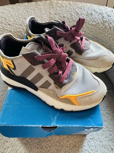 Adidas Nite Jogger Youth Kids Size 5 Sneakers Gray Red
