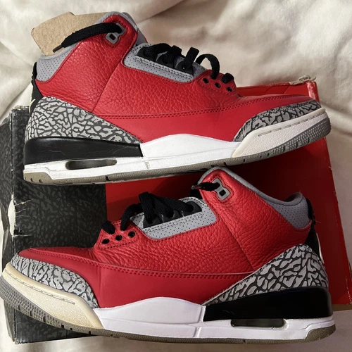 Size 10.5 - Jordan 3 Retro SE Mid Unite - photo 3