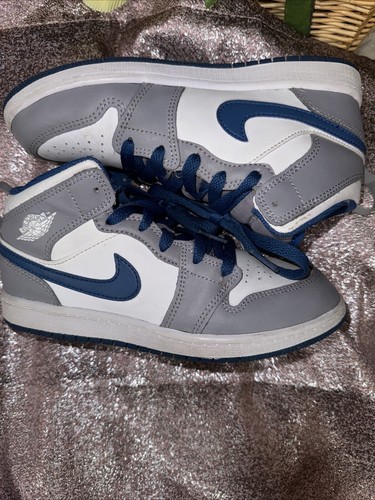 Size 3Y US- Jordan 1 Mid Cement True Blue - photo 4