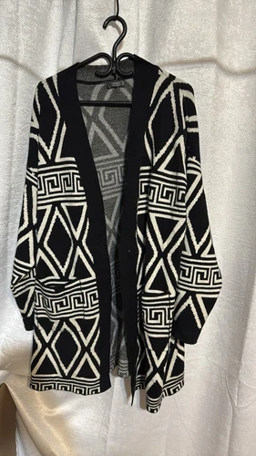 Geometric Black And White Women’s Sweater