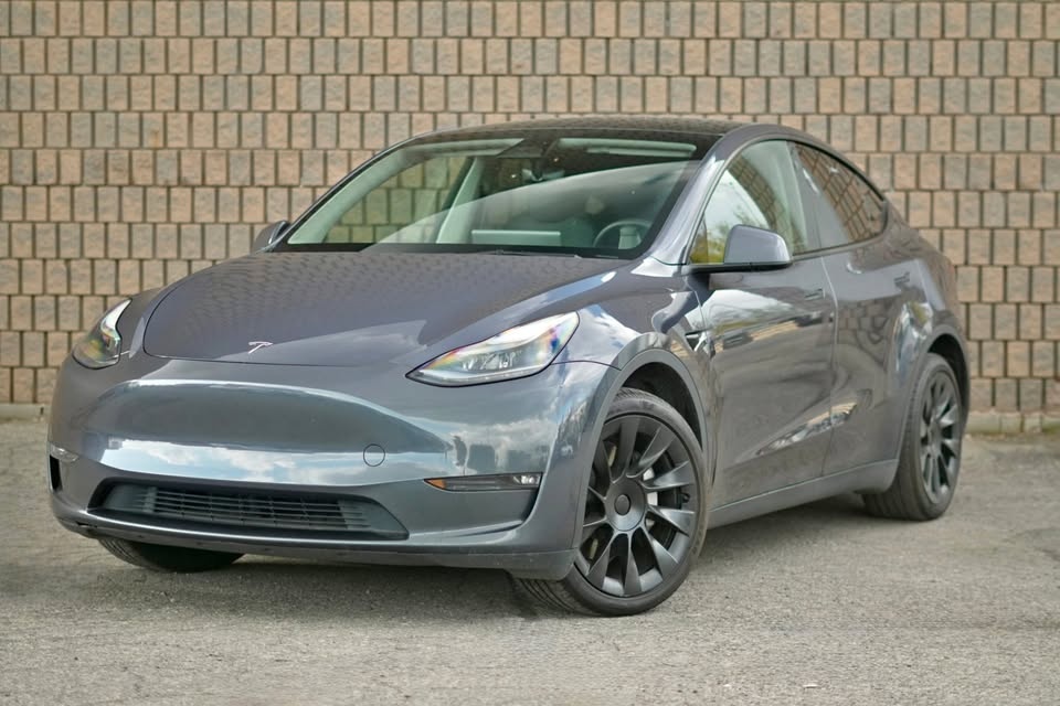 2023 Tesla Model Y Long Range AWD
