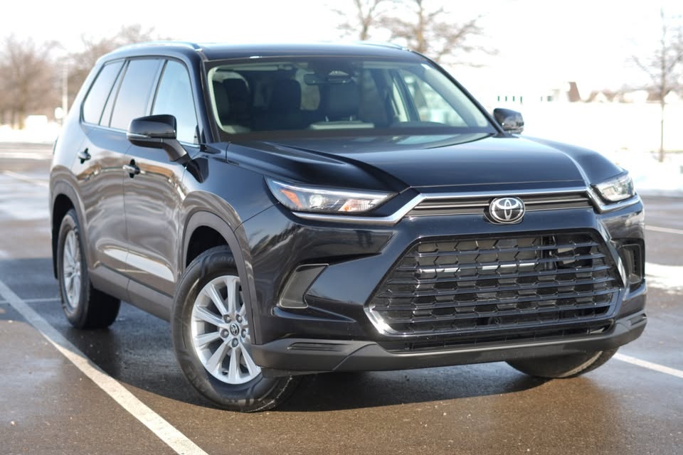 2026 Toyota Grand Highlander Hybrid XLE AWD - photo 3
