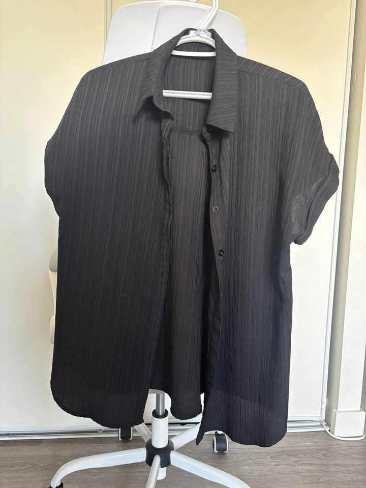 Sheer button up - photo 2