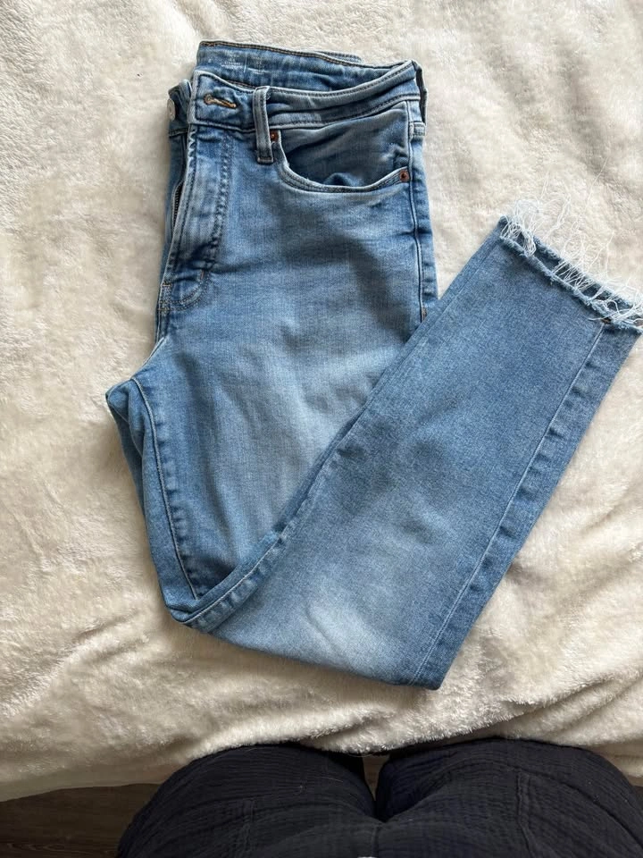 Assorted Old Navy Jeans - photo 3