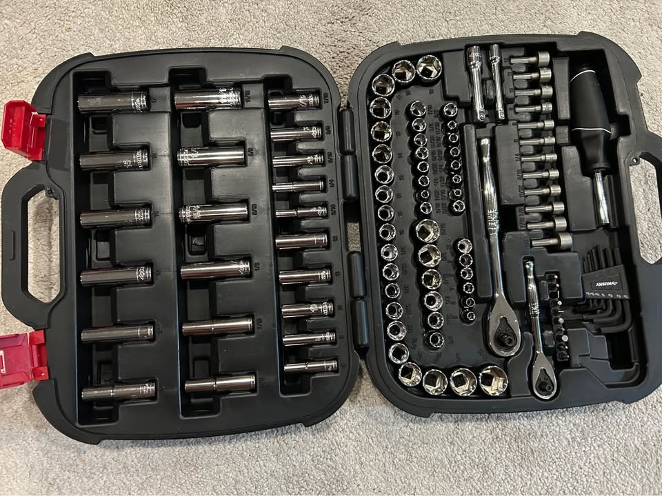 Husky 111-piece 1/4 in and 3/8 in Drive Mechanics Tool Set - photo 5