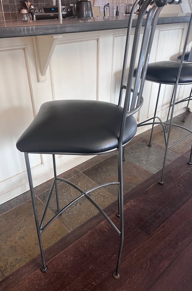 Modern Metal Bar Stools – Set of 3 (Black Cushioned Seats) - photo 2