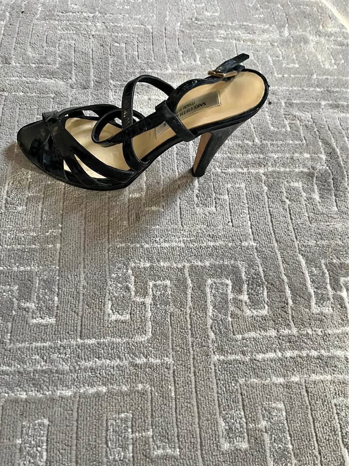 Sack fifth ave sandals