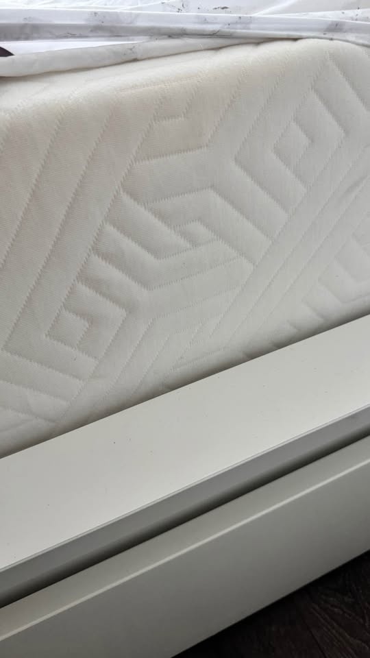 Queen Mattress - photo 2