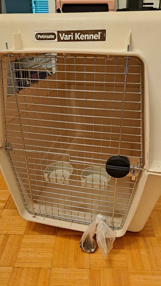XL/XXL airline approved pet dog kennel - photo 2