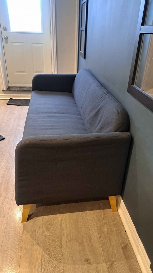 Dark Gray Couch - Ikea linanas (Price Negotiable) - photo 2