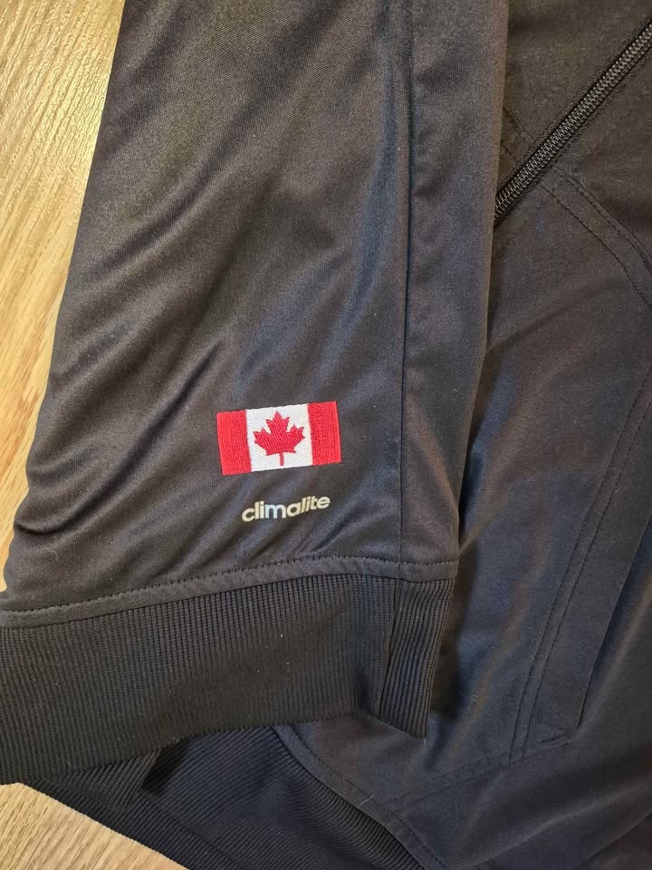 🏆Mens Adidas Canada Olympic Warm Up Jacket - Size M - Like New - photo 2