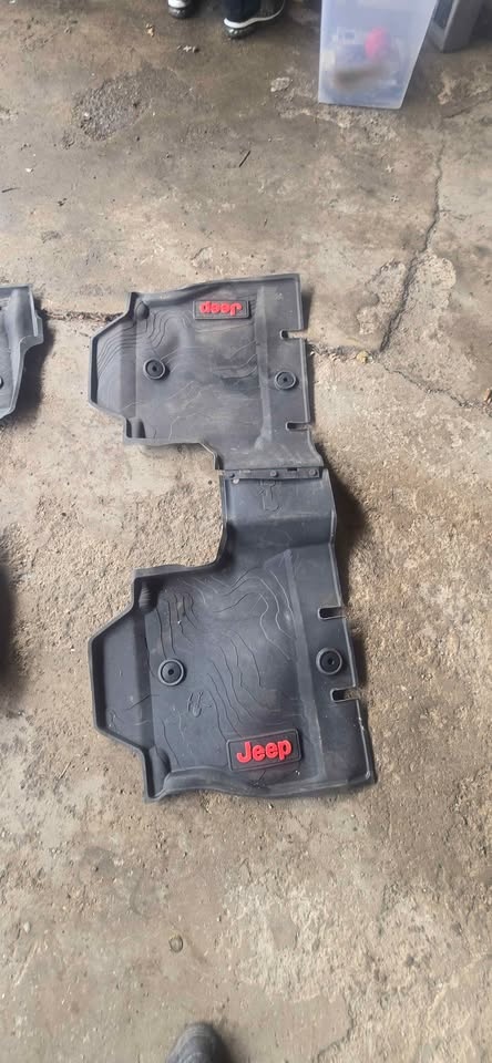 MOPAR All Weather Floor Mats for Jeep Wrangler JL 4xe (2021-2025 - photo 2