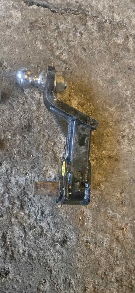 Trailer Hitch: Automotive🏆