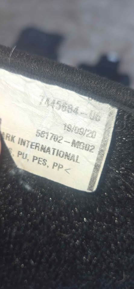 2023-2025 Mazda CX-50 & Hybrid Carpet Floor Mats Set 🏆 - photo 5