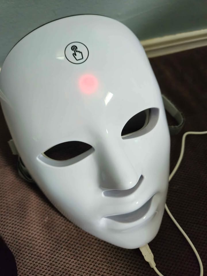 Red light mask - photo 3