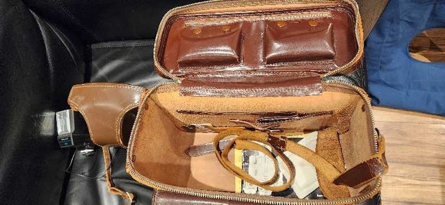 TOPCON UNI 35mm SLR Camera with Lens & Case - photo 3