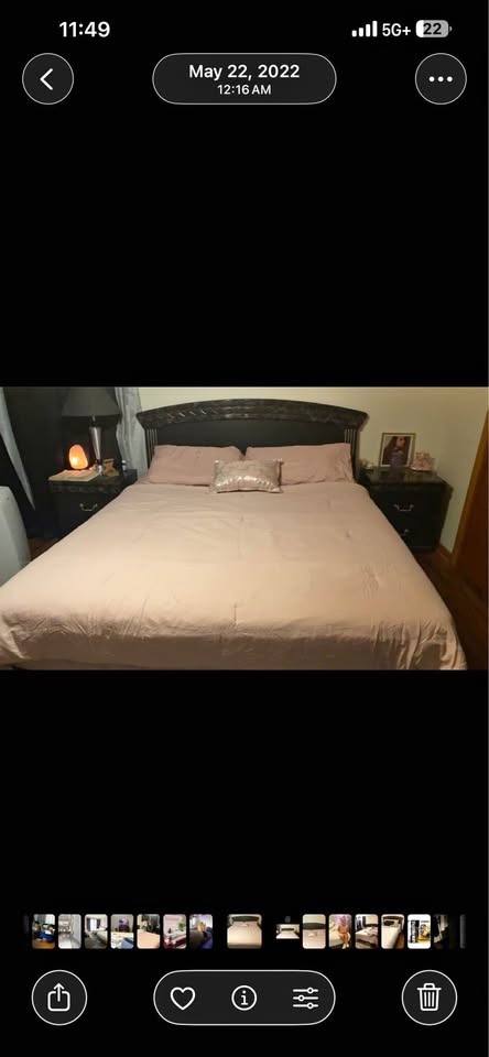 Bedroom Set: Dresser, Nightstands, Mirror, Headboard