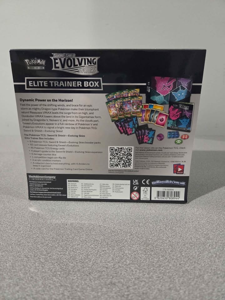Pokémon TCG - Evolving Skies Elite Trainer Box - photo 2